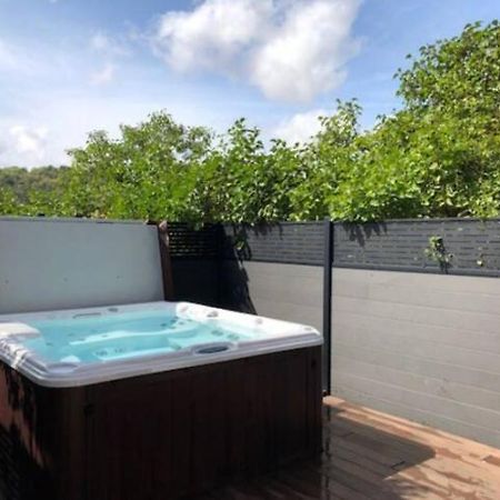 Chambre Avec Acces Jacuzzi Plombieres-les-Dijon Экстерьер фото