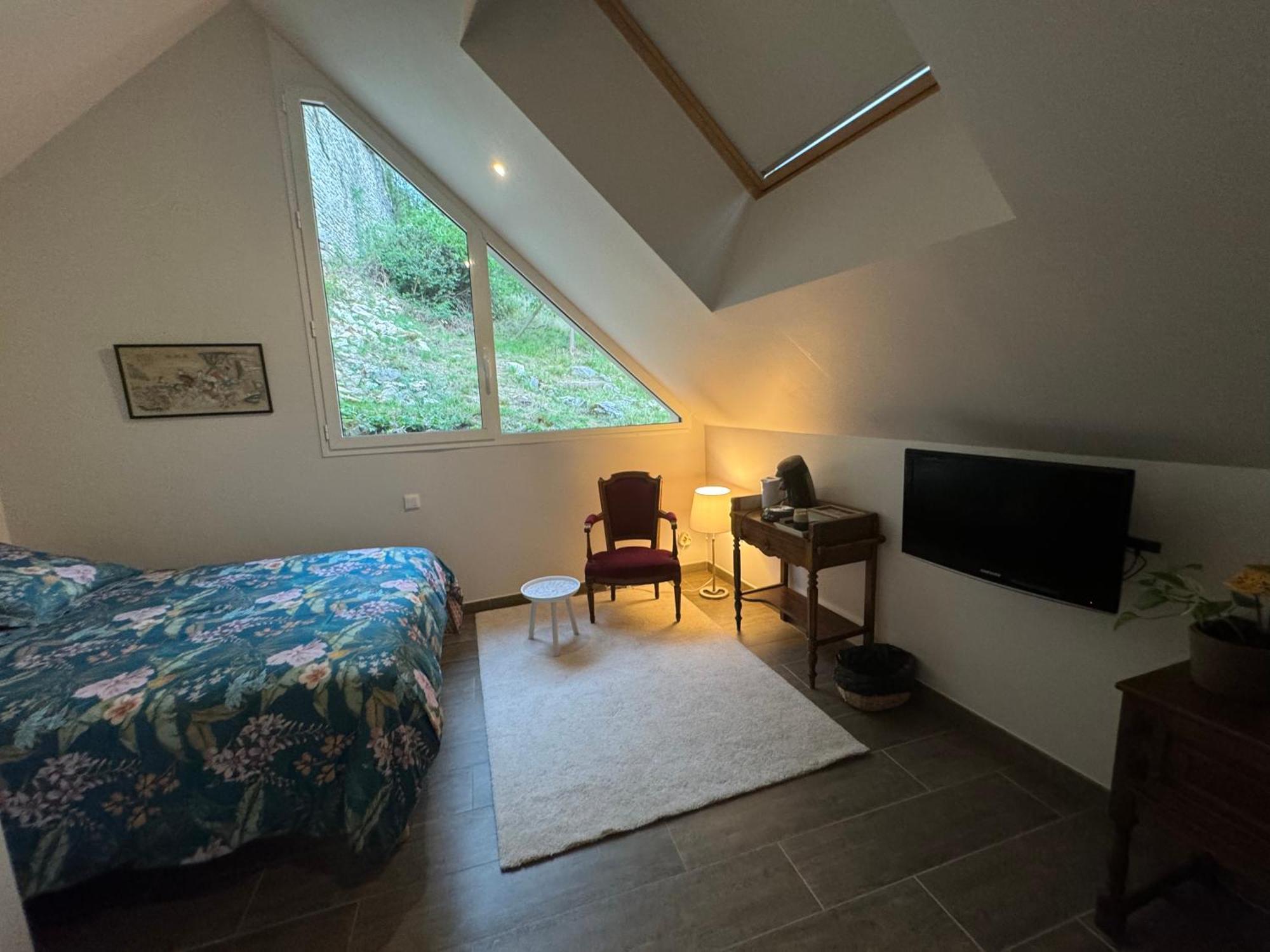 Chambre Avec Acces Jacuzzi Plombieres-les-Dijon Экстерьер фото